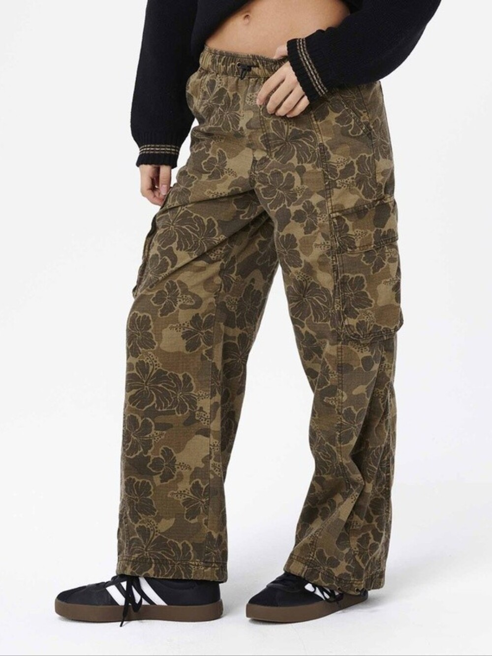 RipCurl Paradise cargo Pants - size XS